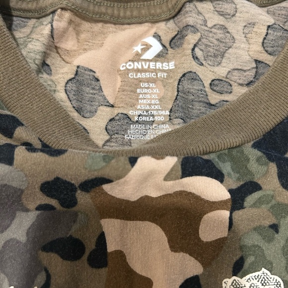 Women’s Converse XL Army Print Floral T-shirt 100% Cotton - Picture 3 of 6